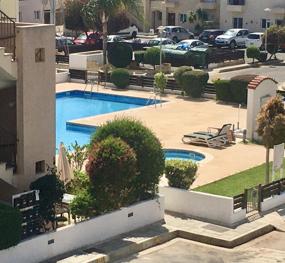 Excellent 2 Bed Apartment Mandria  Extérieur photo